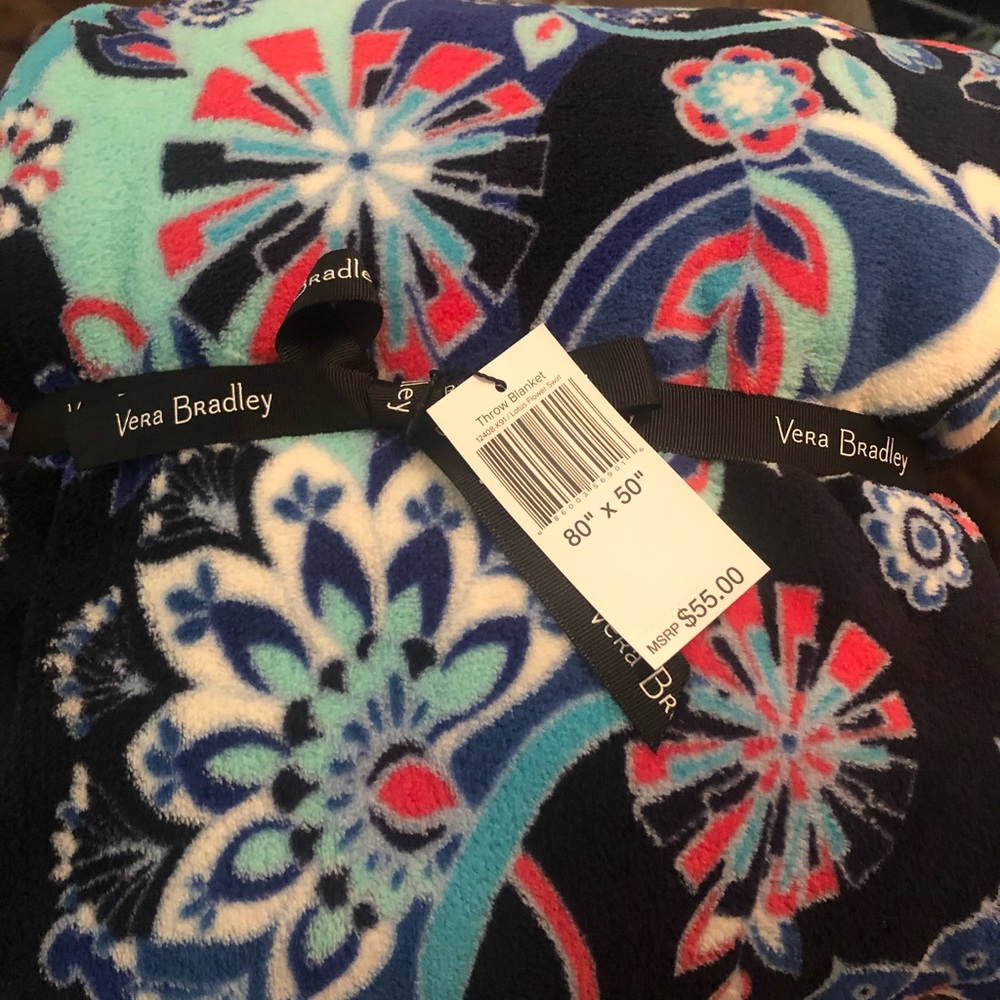 NWT Vera Bradley Throw Blanket